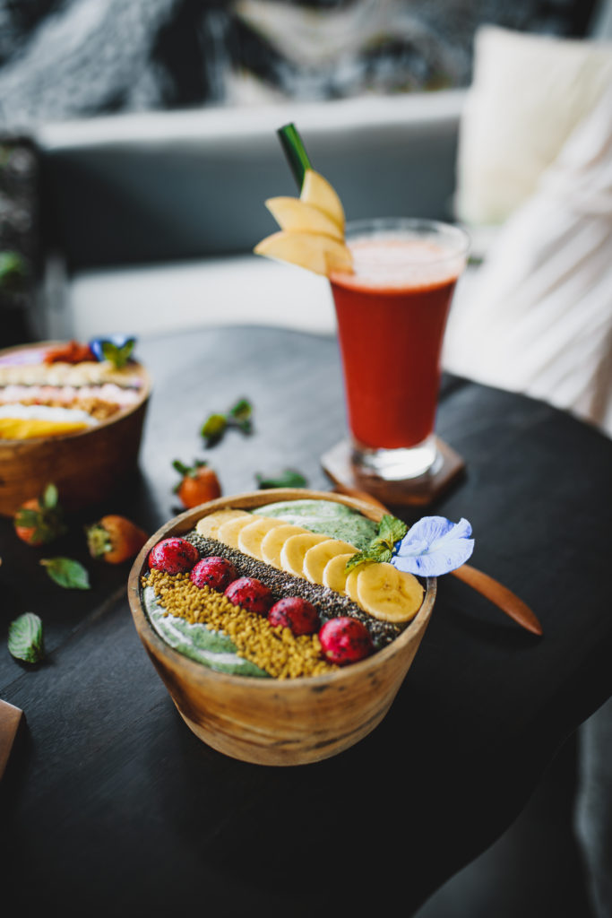 Acai chia bowl, smoothie, banana